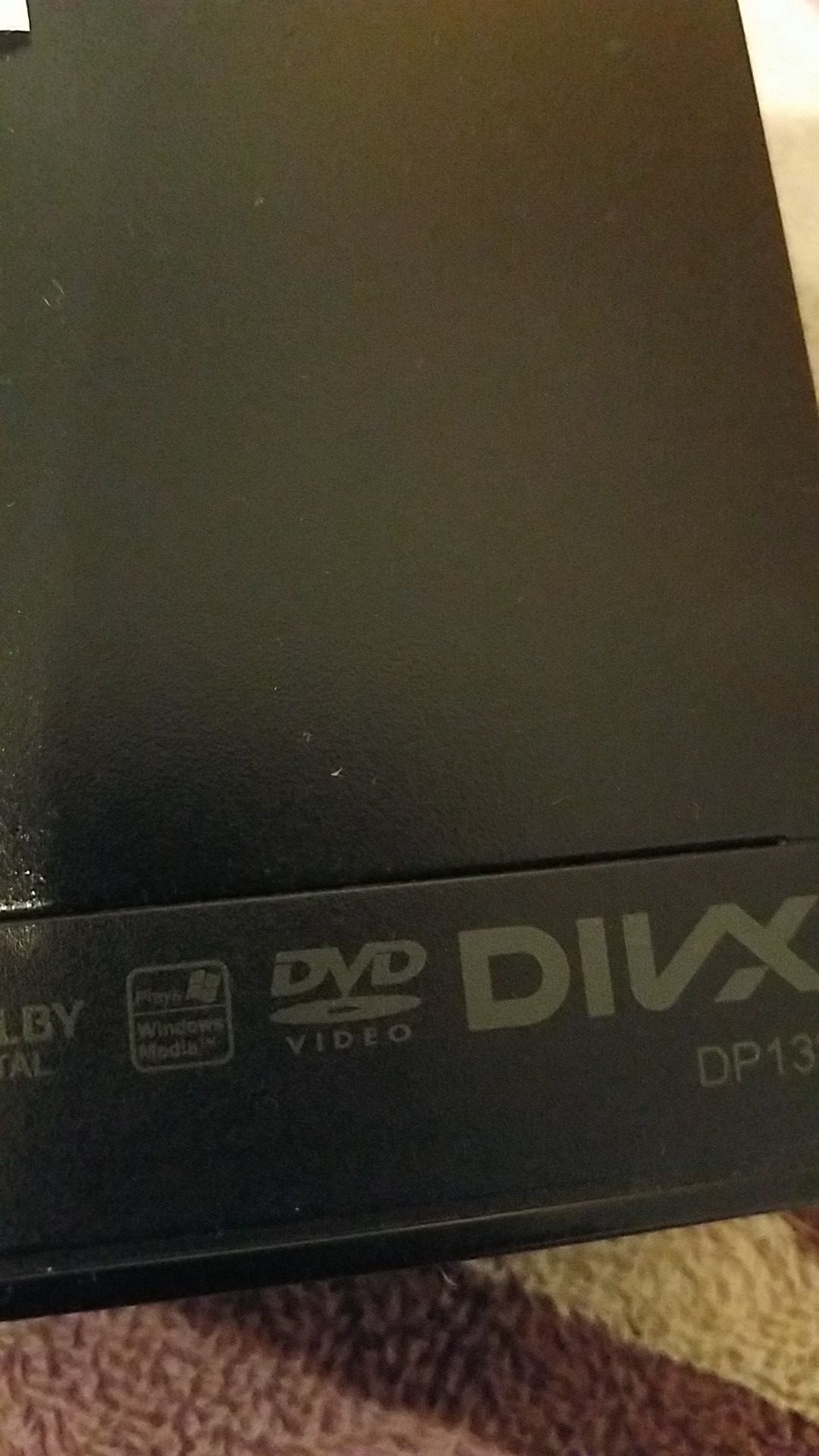 DVD / CD PLAYER DIVX DP132