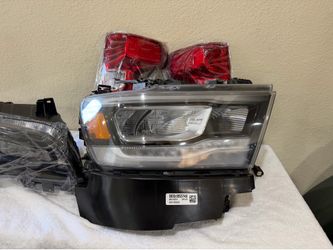 2019-2024 dodge ram 1500 headlight