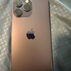 iPhone 13 Pro MAX - Unlocked Any Carrier 