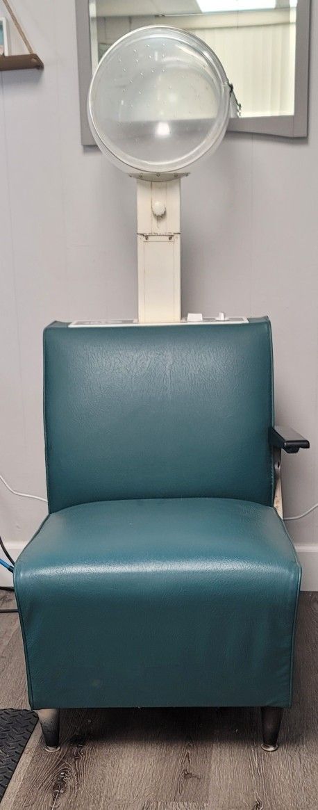 La Maur, Salon Dryer Chair