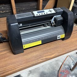 Vinyl Cutter Plotter for Stickers & Decals