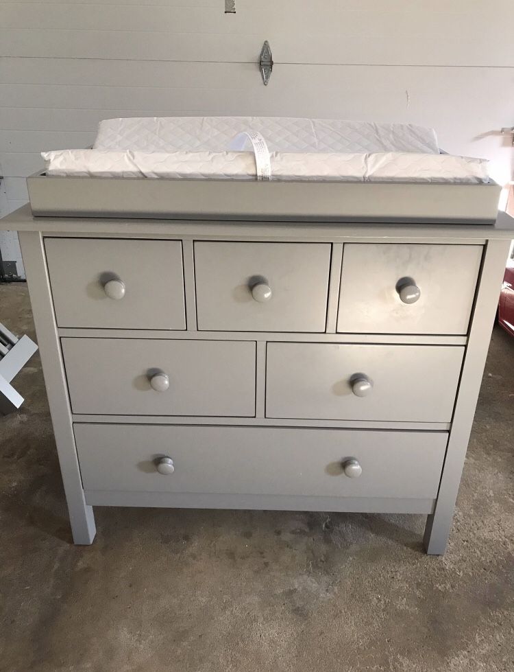 Pottery Barn Kids Kendall Collection dresser with changing table.