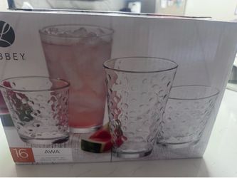 Glass cups