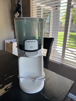 Baby Brezza Instant Warmer