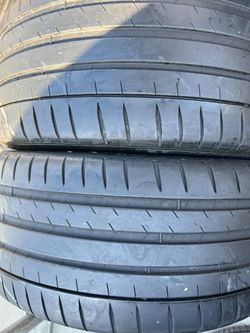 2 used tires 245-40ZR18 michelin pilot spot 4s with 75% of life tread