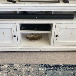Living Spaces Tv Stand 65”