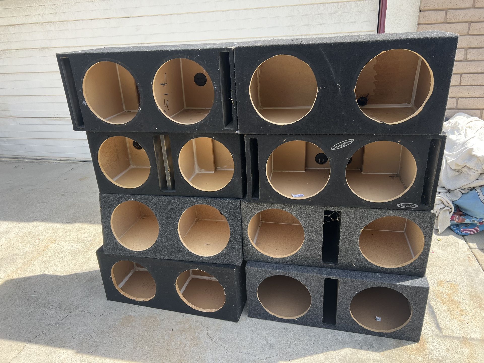 MDF Speaker Boxes 10s And 12s Sealed And Ported