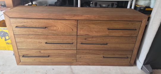 2 set of dresser