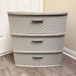 Sterilite 3-Drawer Grey