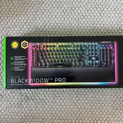 Razer Blackwidow V4 Pro Full Size Gaming Keyboard