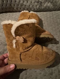 Ugg boots size 7c $10