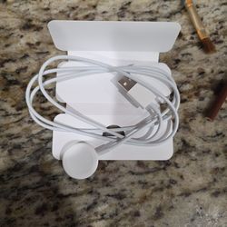Apple watch charger original NEVER USED BRAND NEW