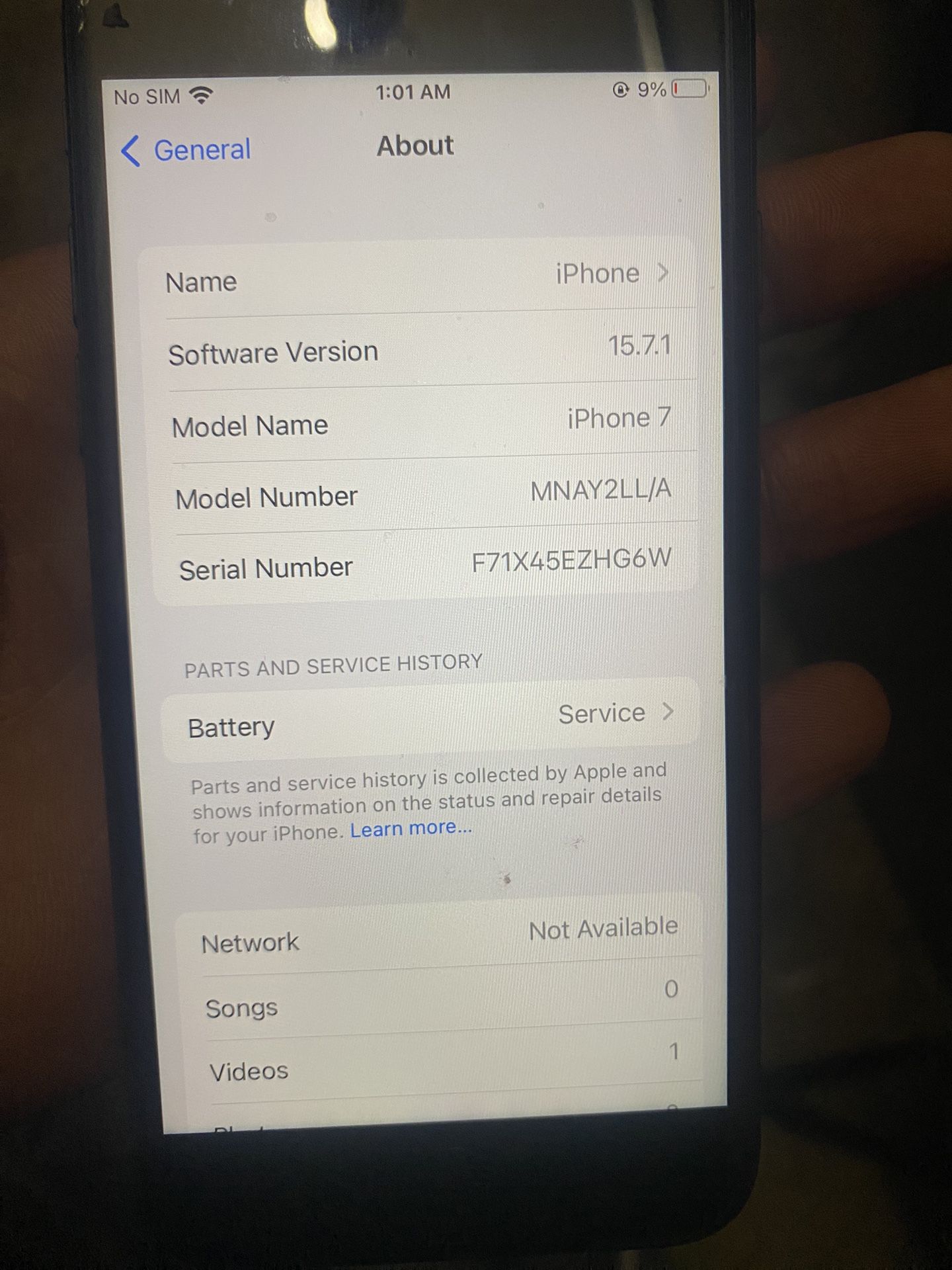 Unlocked IPhone 7 32 GB Can Get A Sim Card Or Get Cut On With Any Company Lmk Come Get!!! Today I Got Bills To Pay If Need Phone Lmk!