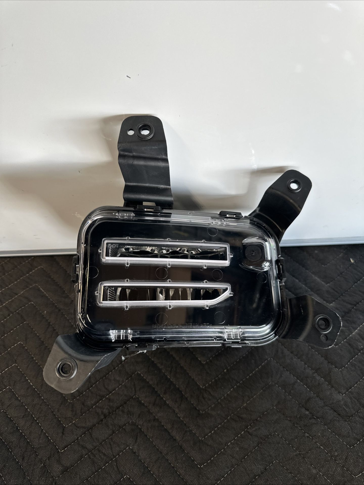 OEM | 2021-2024 Kia Sorento LED Fog Light (Left,Driver)