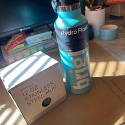 Steel Coffee Mug with a lid + Hydro Flask