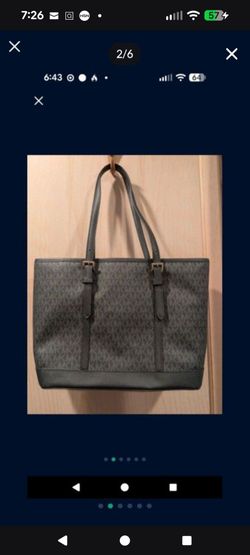 Michael  Kors Jet Travel Shoulder Bag