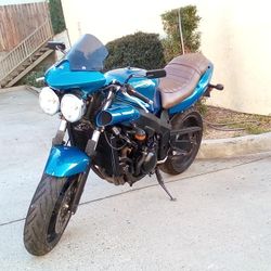 2006 Triumph Speed Four 