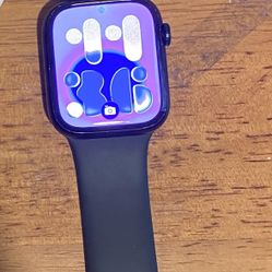 $120  Apple Watch Serie 7 45mm Tiene Unos Rayones En Pantalla 