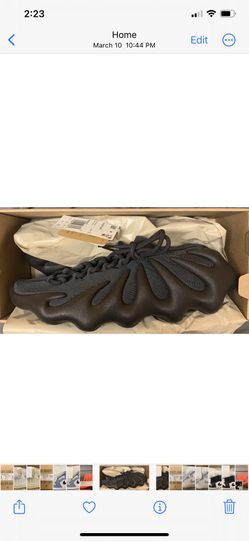Yeezy 450 Utility Black Size 11M DS