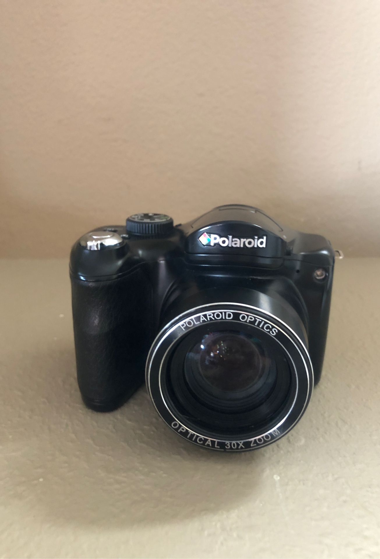 Polaroid 18mp 40x optical zoom