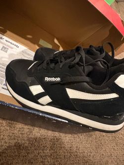 Reebok womens harman work shoes size 9.5-black white