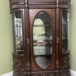 Traditional European Antique Cherry China Cabinet Hutch Buffet