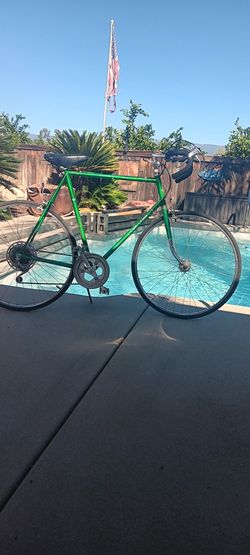 Ten Speed Roadbike