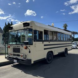 2000 Bluebird TC1000