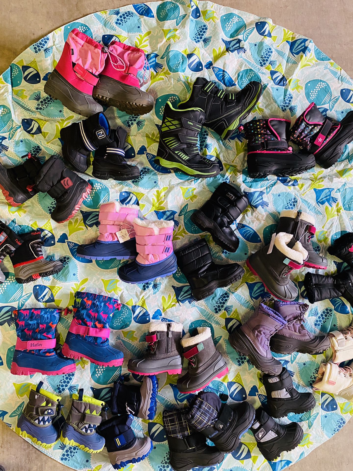 Snow boots for kids $20 each