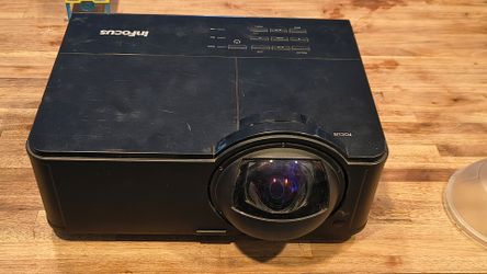 DLP Projector short throw InFocus IN3924