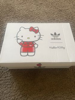 HELLO KITTY SHOES
