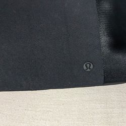 Lululemon The Day Duffle Bag.