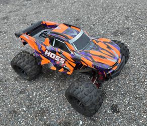 Traxxas  HOSS 4x4 Monster Truck