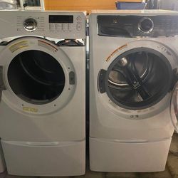 Electrolux Washer And Samsung Dryer 