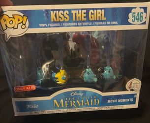 Kiss the girl Funko pop