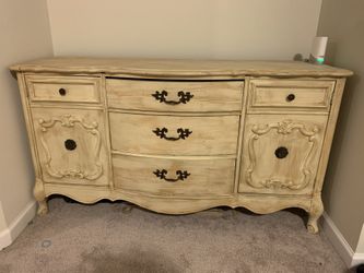 Beautiful Antique Dresser / Credenza
