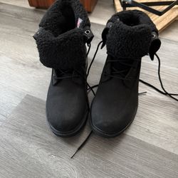 Women’s Fur Lined Timberland Boots