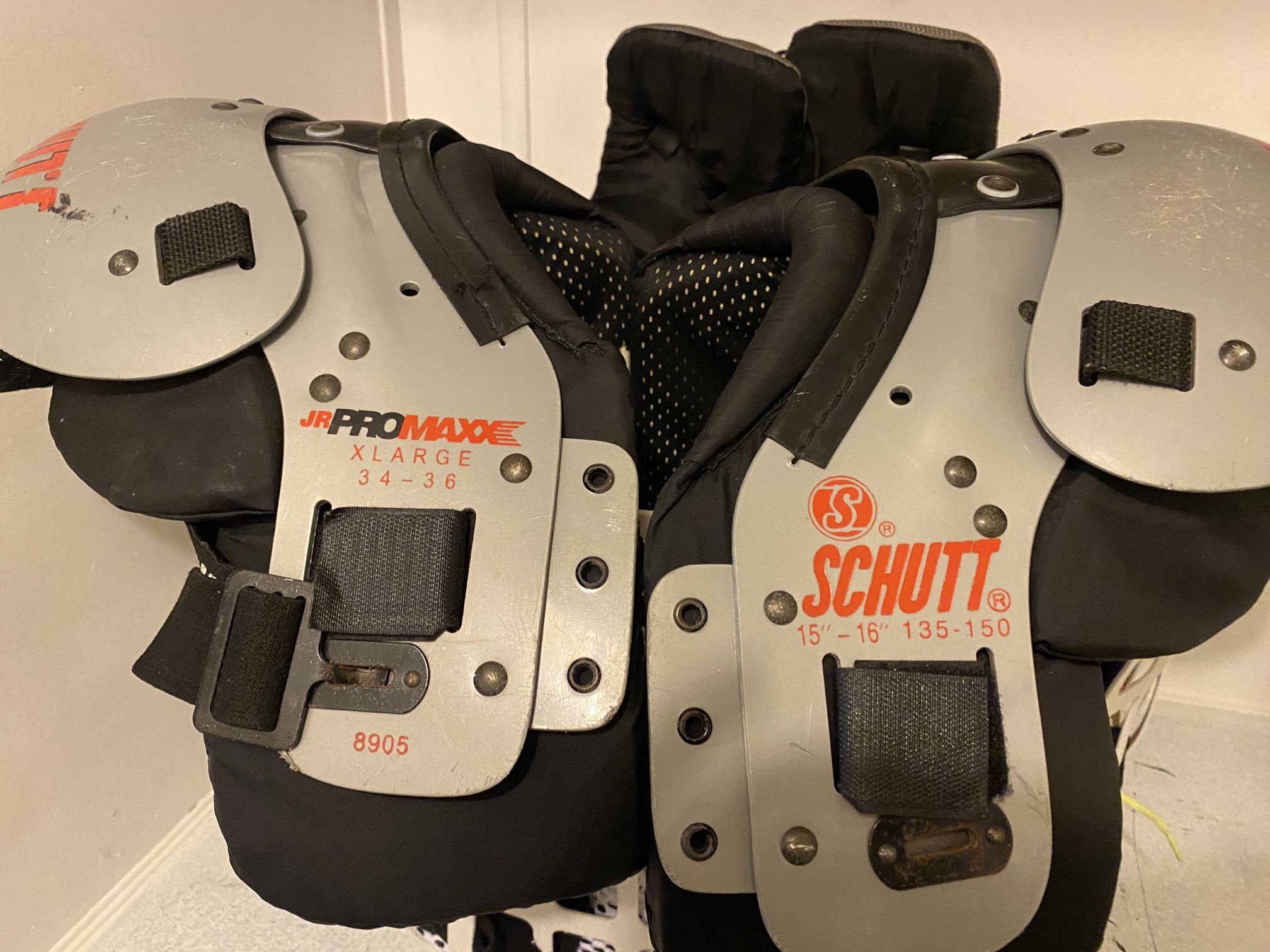 X-large Youth Shoulder Pads