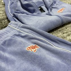 Vintage Nike set women’s M