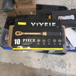 YIYEIE- 10 Pcs Full Magnetic Spark Plug Socket Set With 3/8" Drive Torque Wrench 