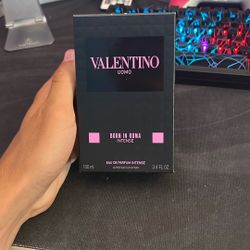 Valentino Cologne 