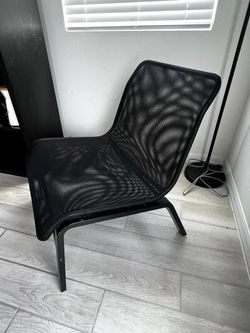 Black Mesh Accent Lounge Chair
