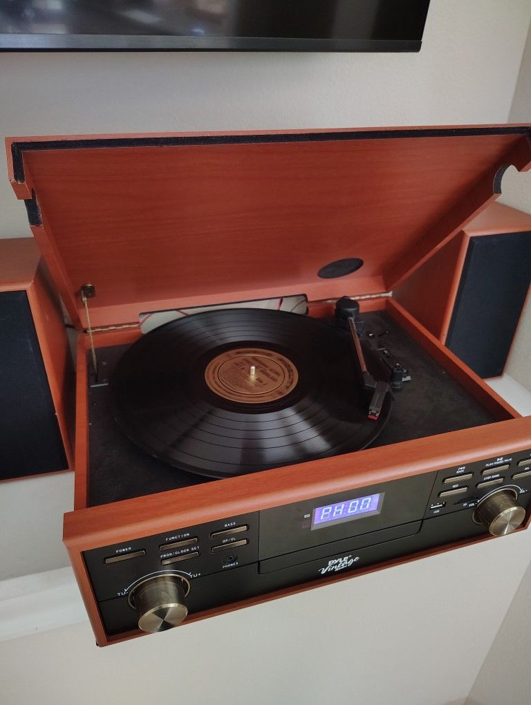 PYLE VINTAGE SERIES RECORD PLAYER WITH SPEAKERS