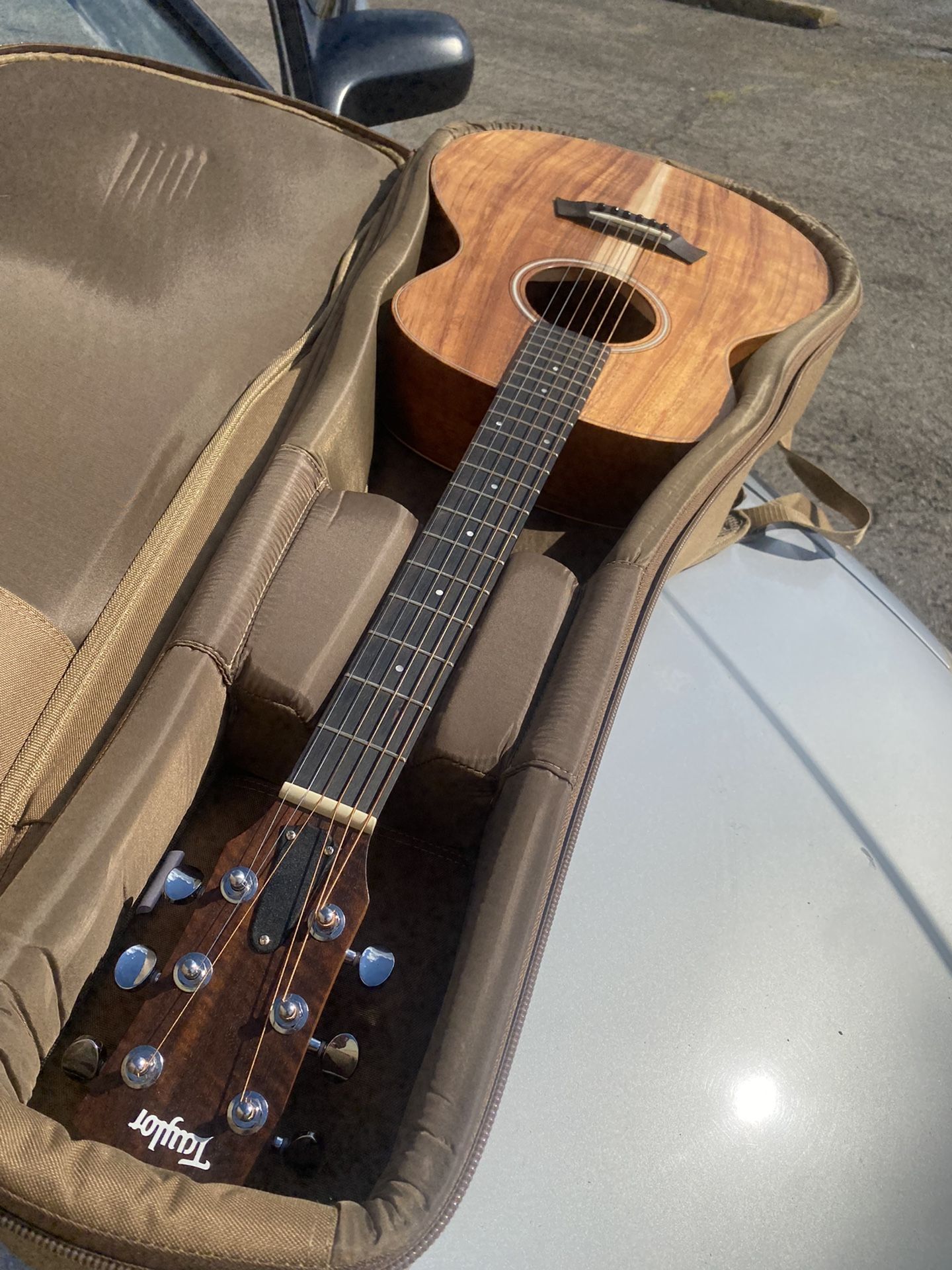 Taylor GS mini kOa + Case