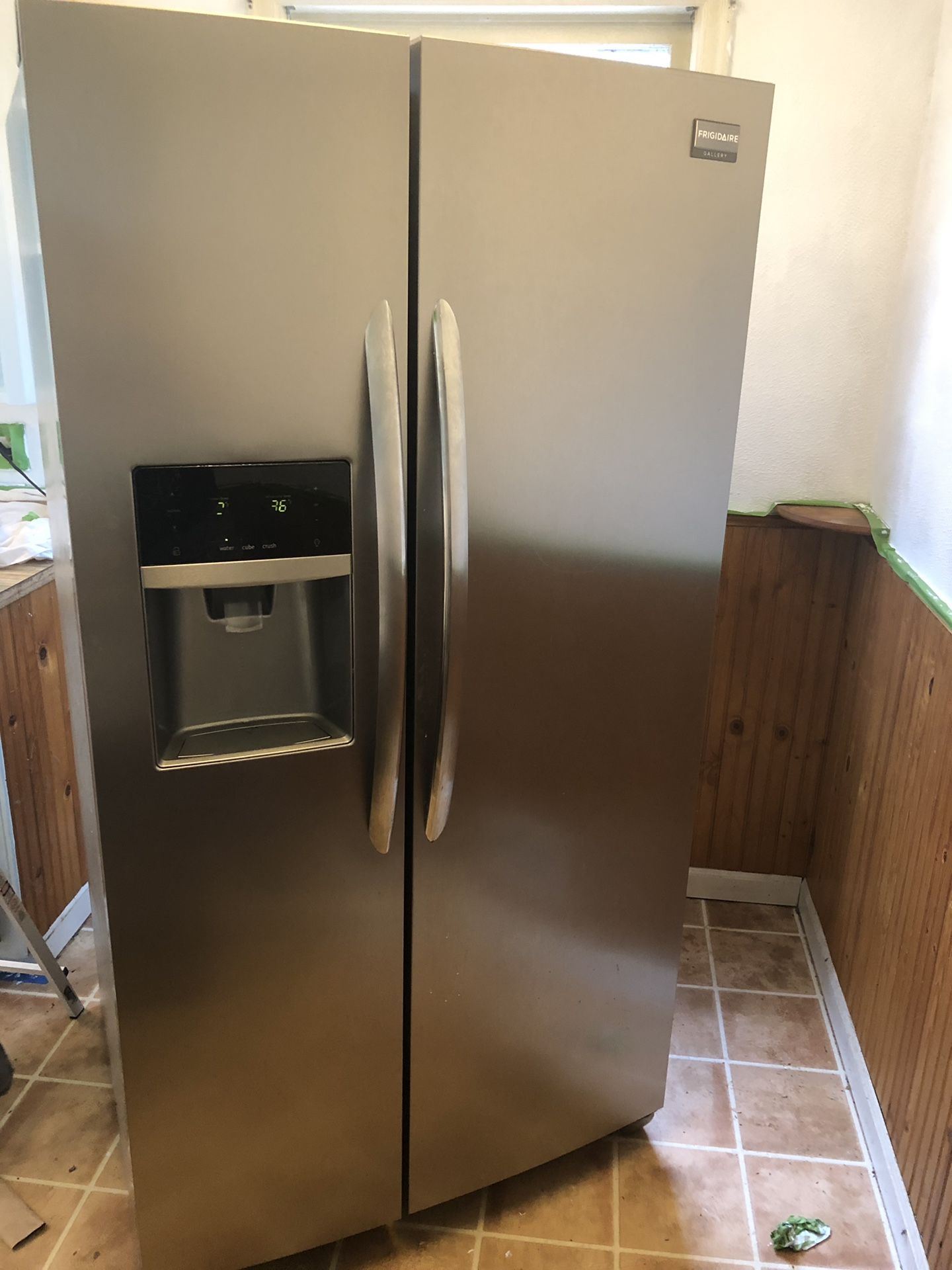 Frigidaire gallery stainless steel refrigerator