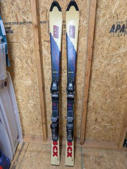 Skis w/ Bindings