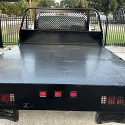 Dually Flat Bed 