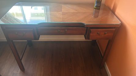 Desk (real wood)