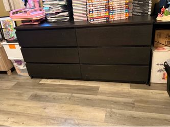 Black dresser