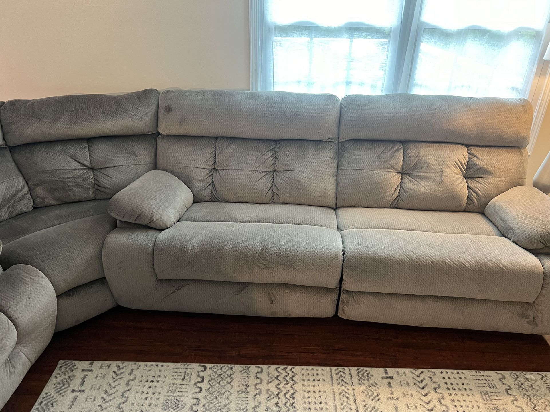 Sectional Recliner Couch